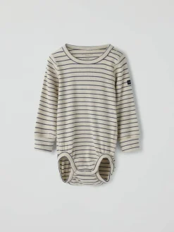 Ribbestrikket body stripete